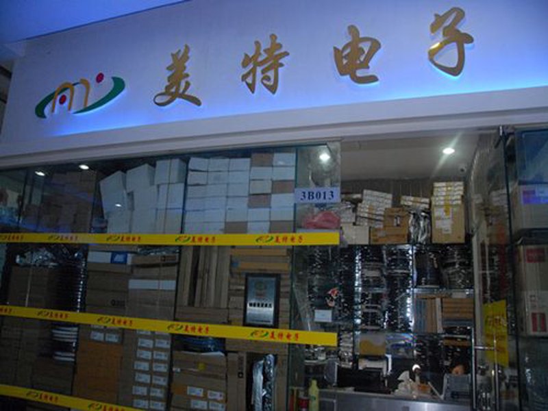 随着科技的发展，传感器与检测技术的应用越来越广泛。《传感器与检测技术》第四版作为一本经典的教科书，深受广大师生的喜爱。然而，许多同学在学习过程中遇到了难题：课后答案的缺失。本文将从行业角度出发，分析该问题，并提供一些解决办法。